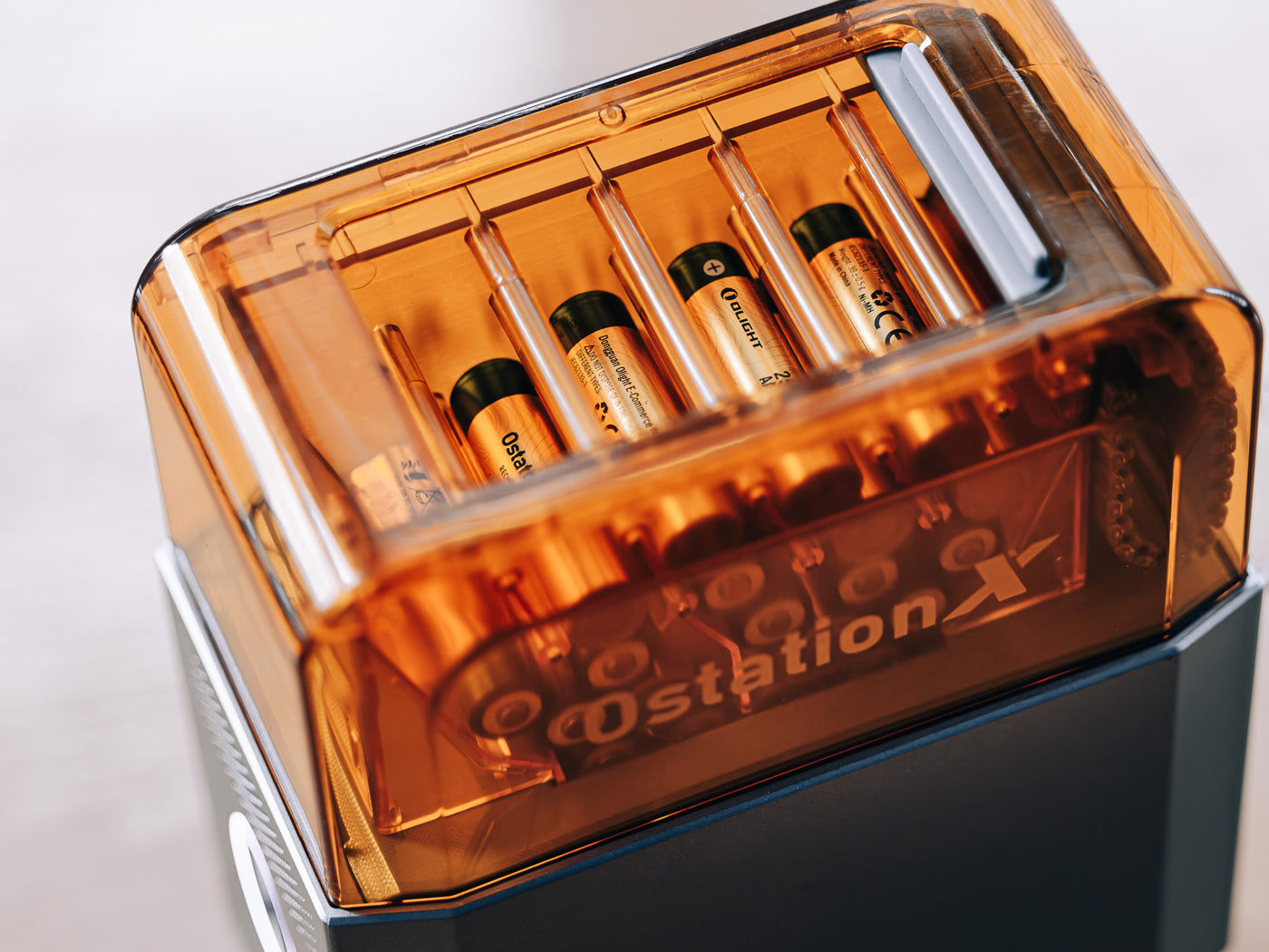 Olight Ostation X AA Amber