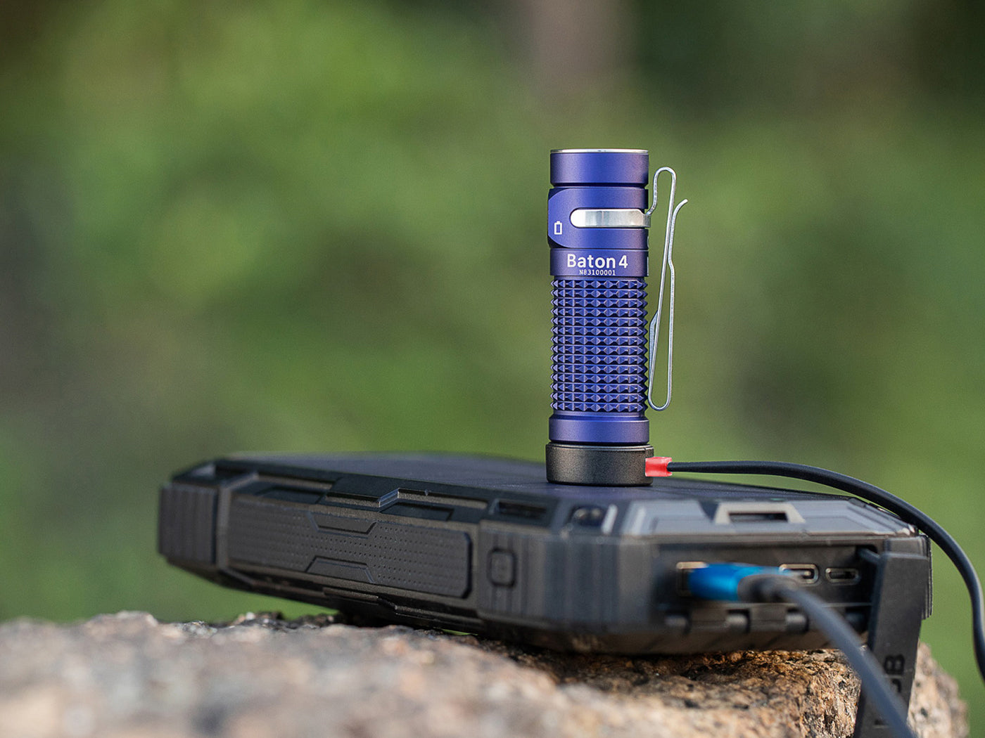 Olight Baton 4 Regal Blue