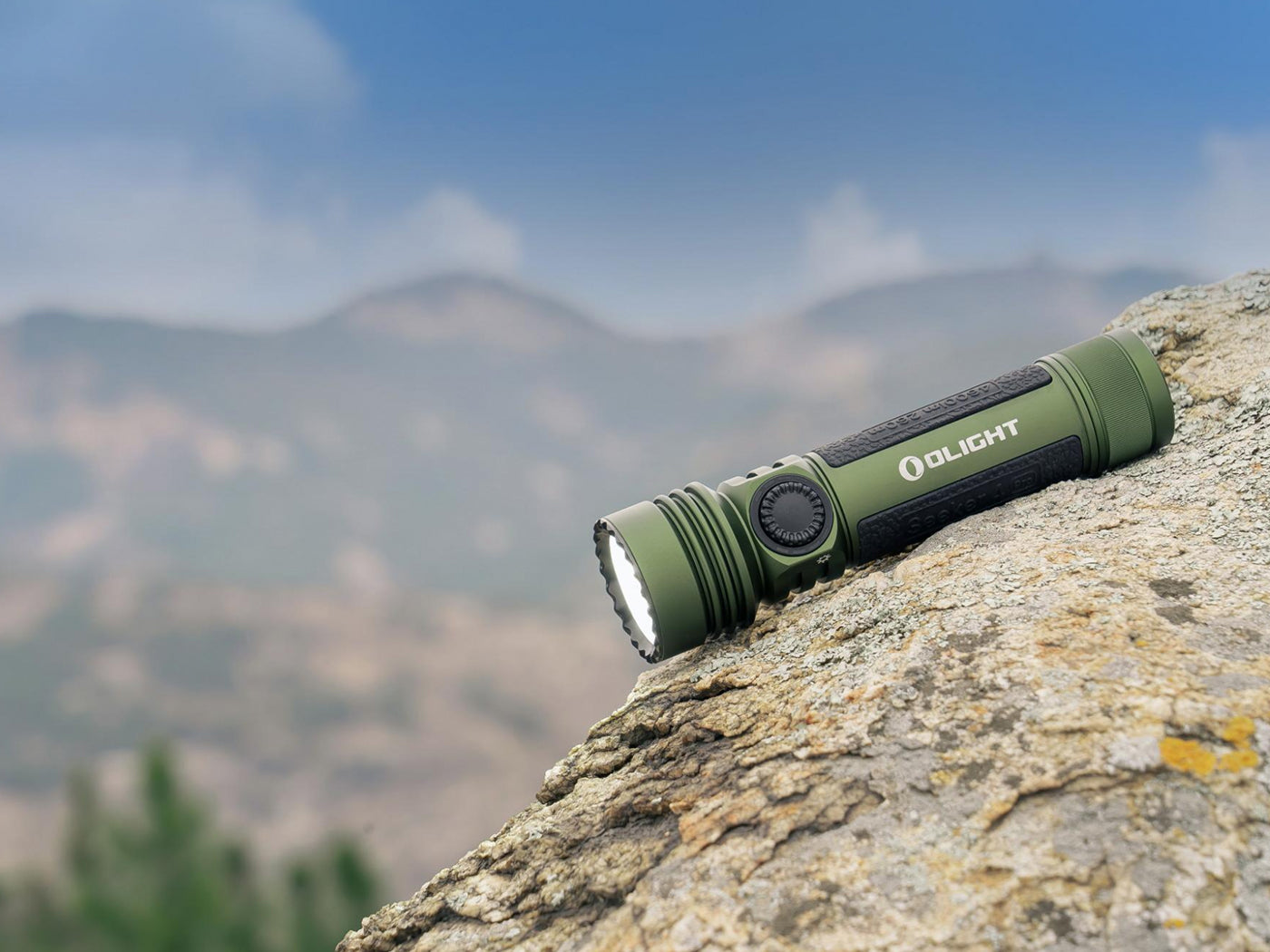 Olight Seeker 4 Pro OD Vert